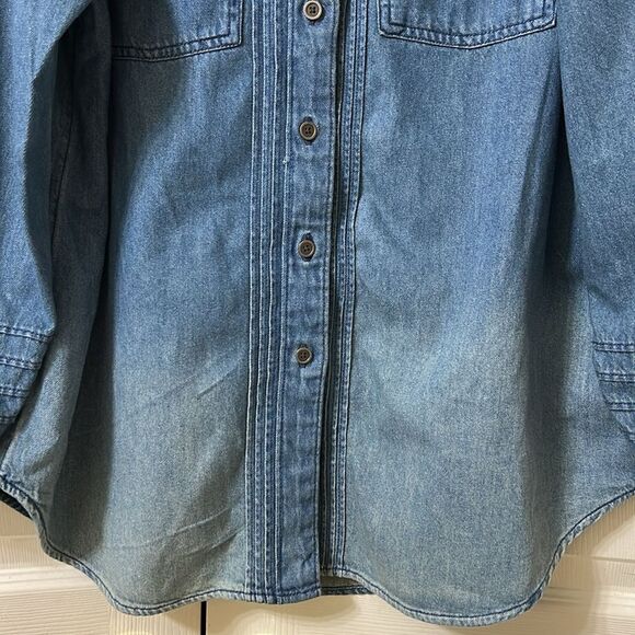 American Eagle Outfitters Denim Puff Sleeve Button Down Blue Top(Size Medium) - Picture 7 of 12